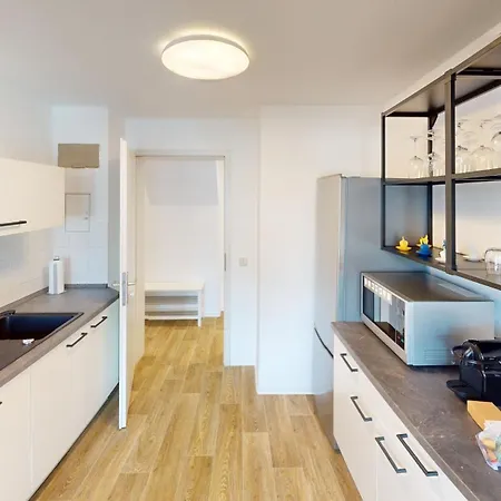 Dachgeschossromantik Geniessen, Bushaltestelle Fusslaeufig Erreichbar Apartment *