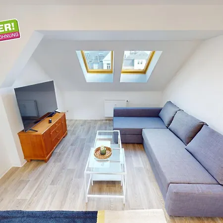 Apartment Dachgeschossromantik Geniessen, Bushaltestelle Fusslaeufig Erreichbar Chemnitz